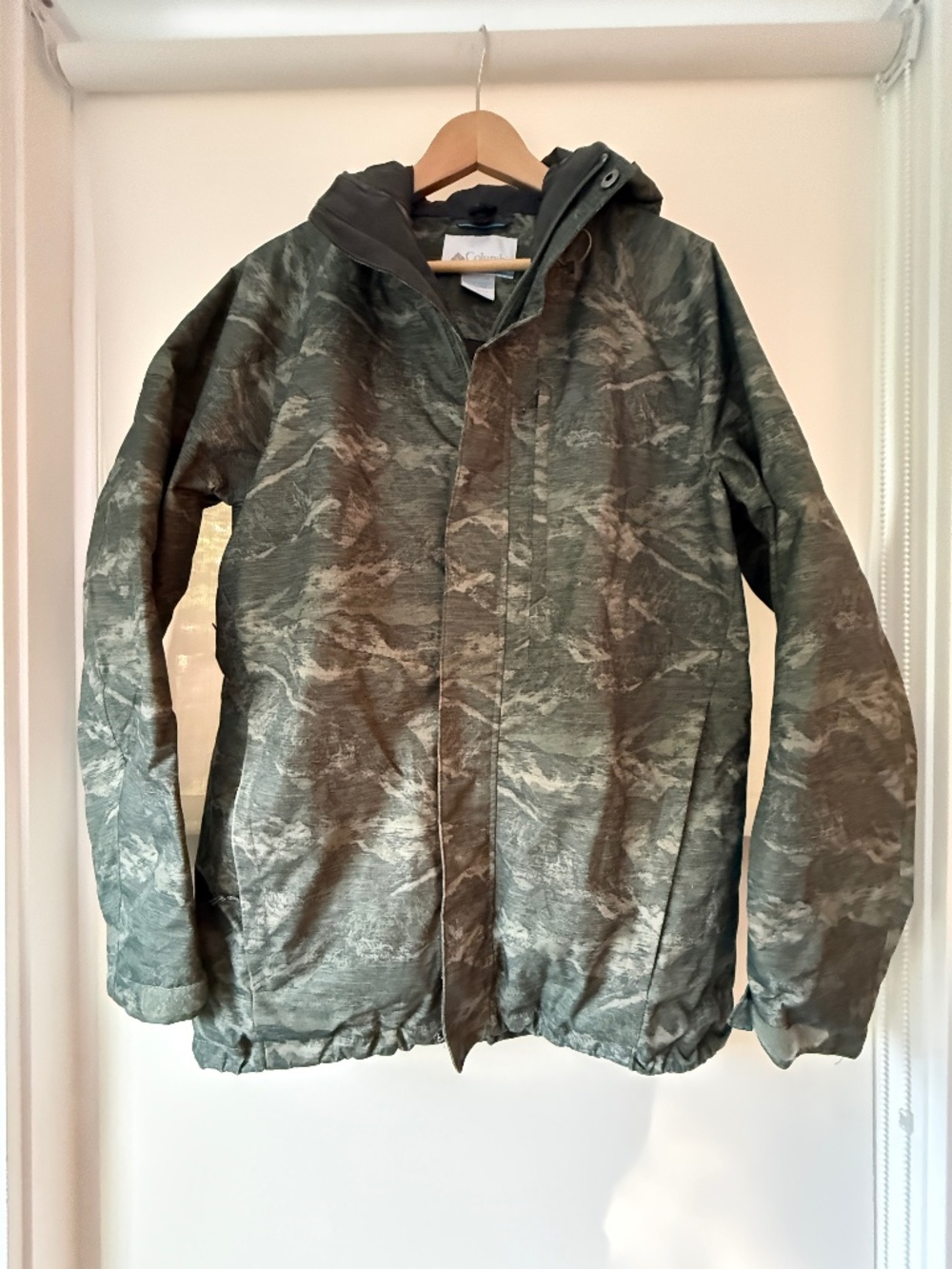 Columbia Interchange Camo Hooded Jacket Mountain Print Shell Size M